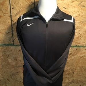 Nike dri fit running jacket men’s size medium
